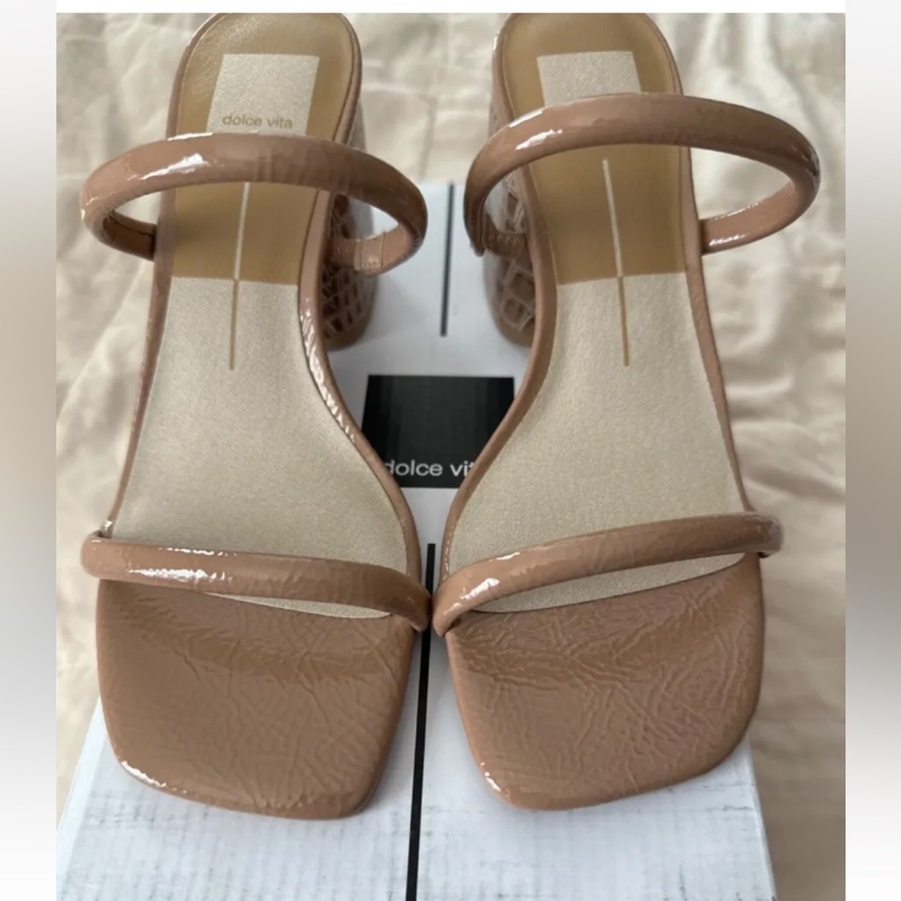 Dolce Vita Open Toe Strap Block Heel Sandal Nancie Cafe Croco Print Size 8 NEW